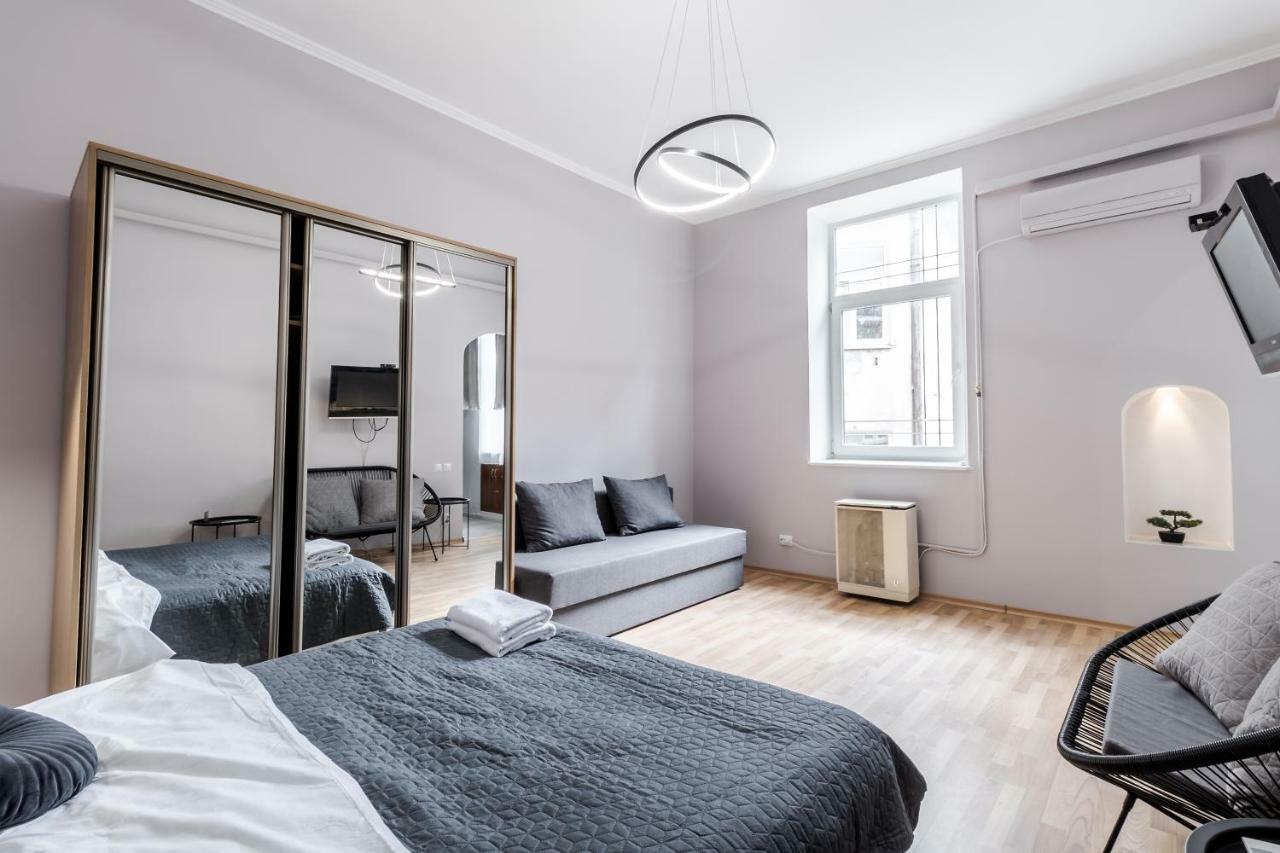 Midwheel Apartment 9 Leopoli Esterno foto